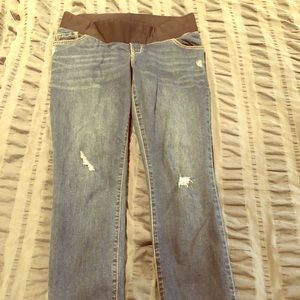 Old Navy Jeans - Maternity jeans Old Navy Jeans - Maternity jeans